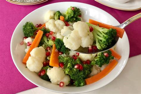 brokoli karnabahar salatası sosu